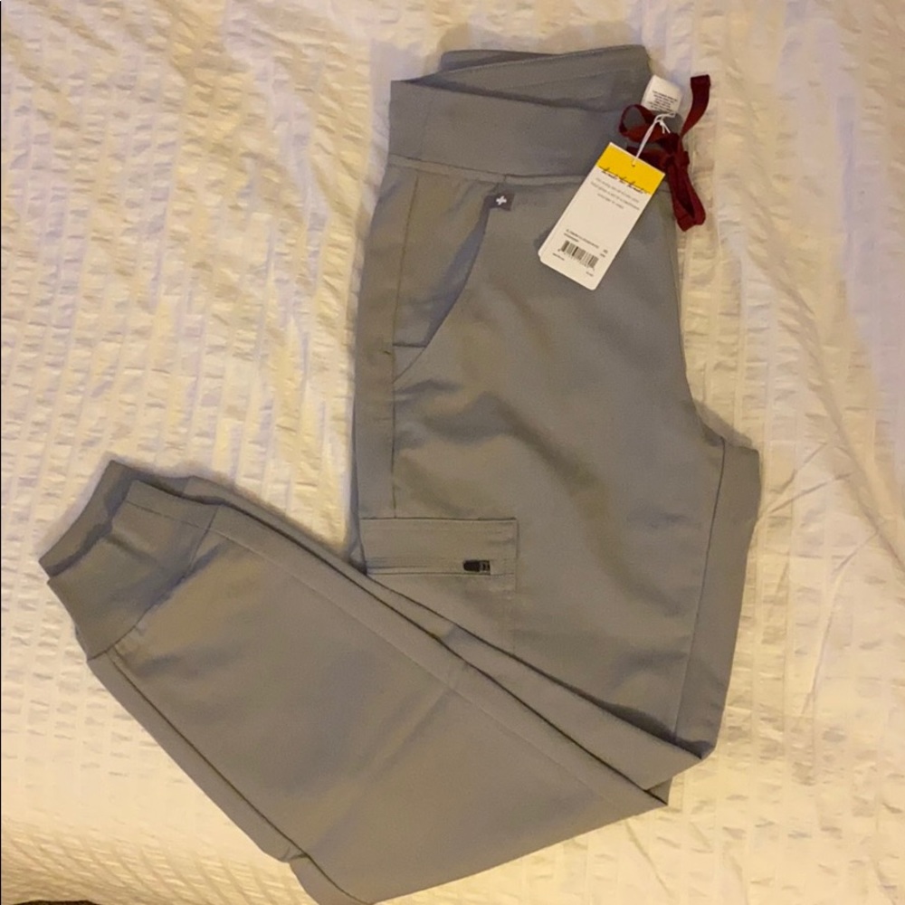 Figs XS Petite Cement Zamora Jogger